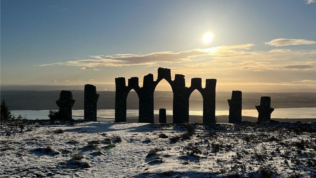 Fyrish on snowy sunny day